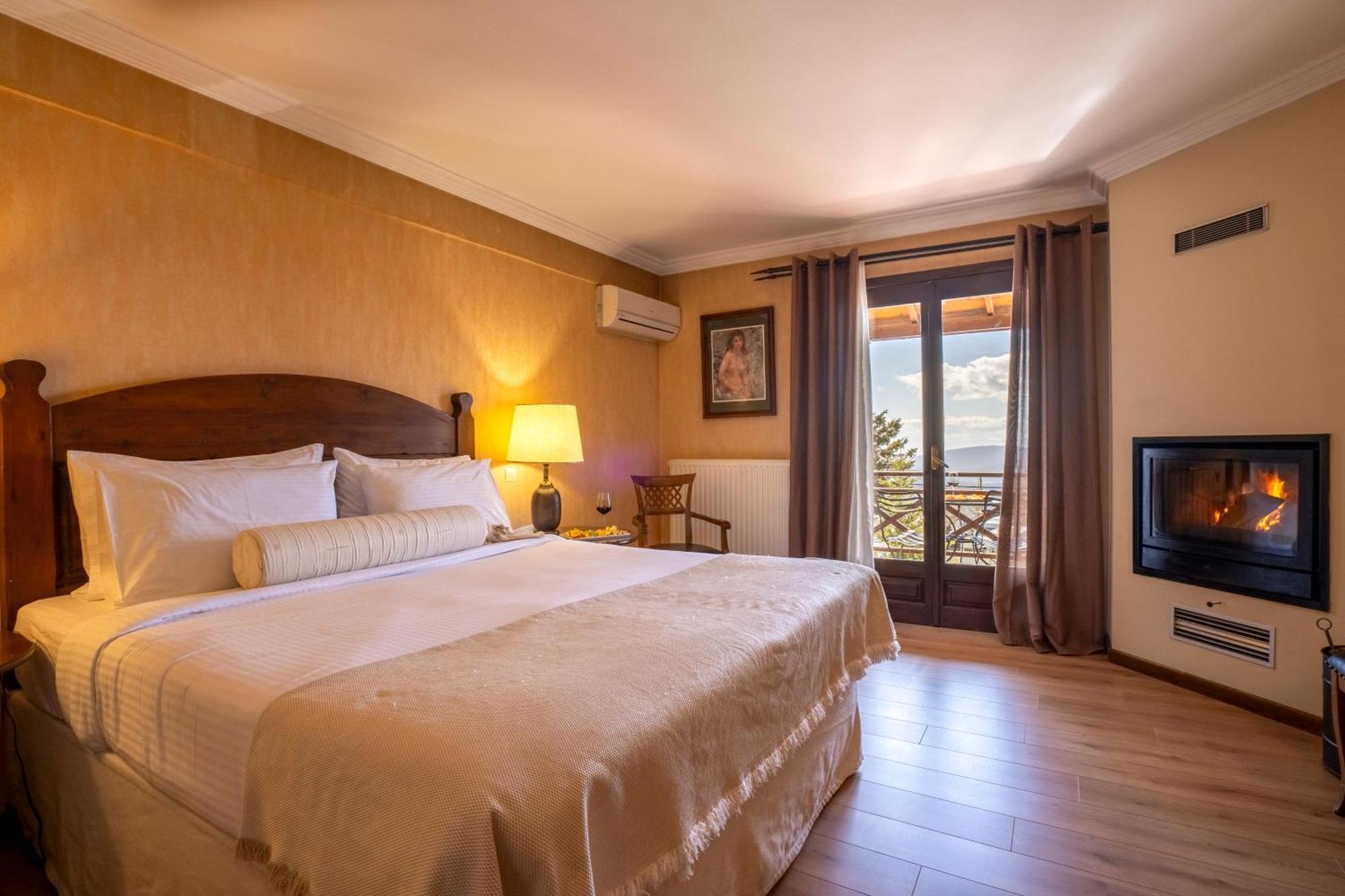 Likoria Hotel Arachova Dış mekan fotoğraf